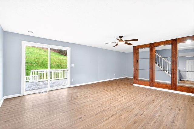 93 Old 51 Rd, Perryopolis, PA 15473