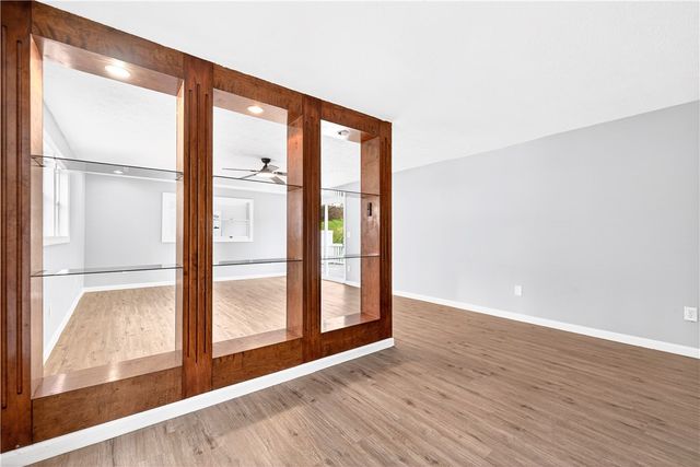 93 Old 51 Rd, Perryopolis, PA 15473