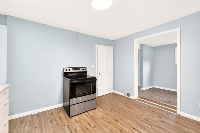 93 Old 51 Rd, Perryopolis, PA 15473