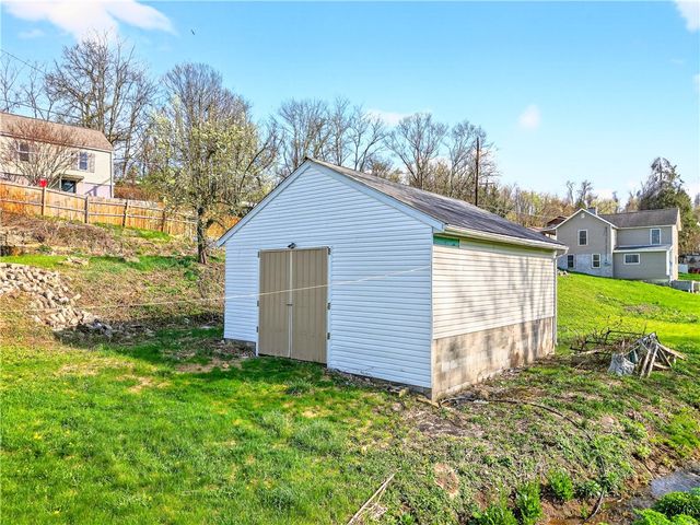 93 Old 51 Rd, Perryopolis, PA 15473