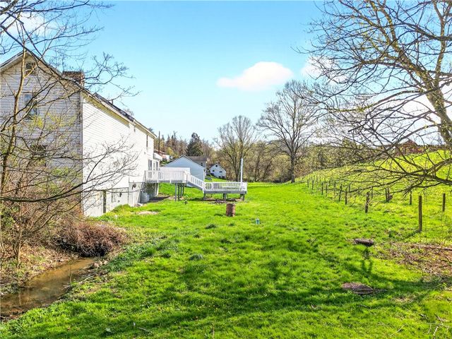 93 Old 51 Rd, Perryopolis, PA 15473