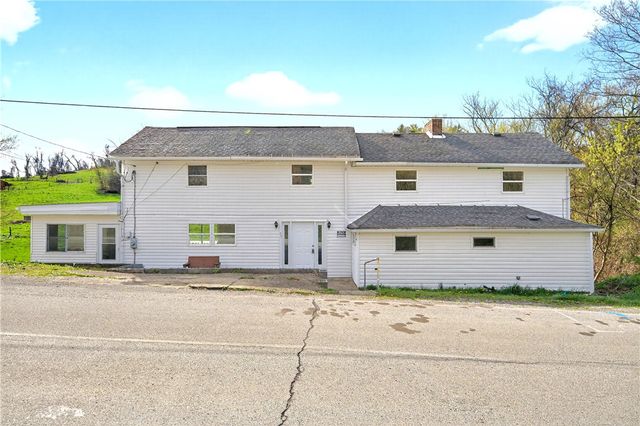 93 Old 51 Rd, Perryopolis, PA 15473