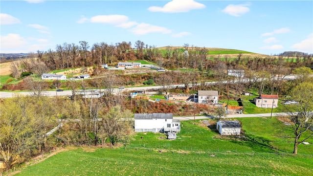 93 Old 51 Rd, Perryopolis, PA 15473