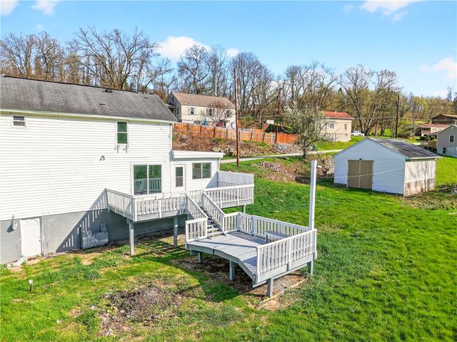 93 Old 51 Rd, Perryopolis, PA 15473