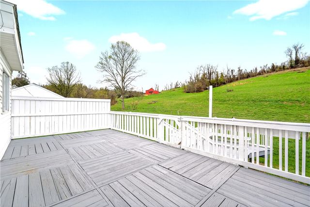 93 Old 51 Rd, Perryopolis, PA 15473