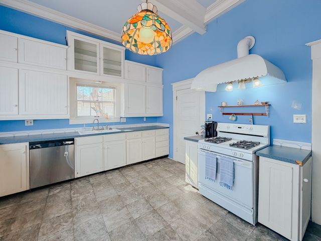 1529 W 4th Avenue, Corsicana, TX 75110