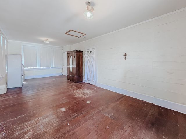 1529 W 4th Avenue, Corsicana, TX 75110