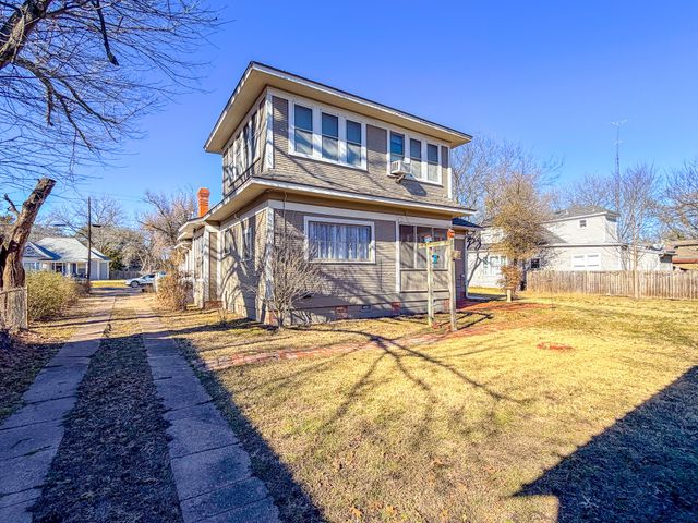 1529 W 4th Avenue, Corsicana, TX 75110