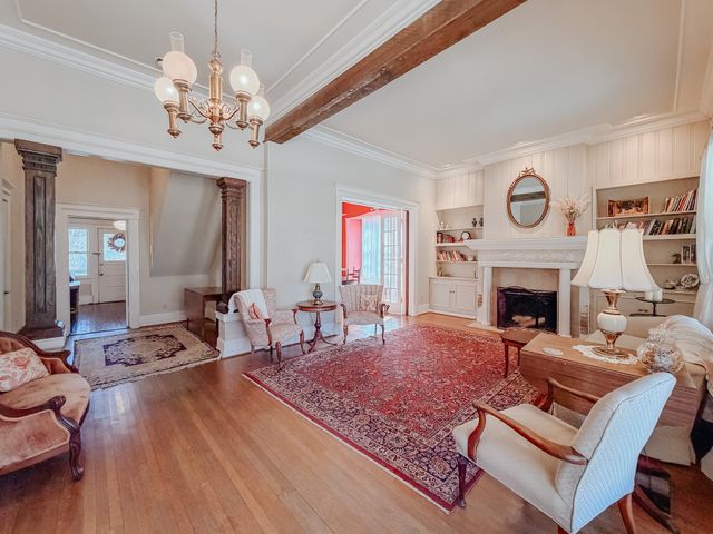 1529 W 4th Avenue, Corsicana, TX 75110