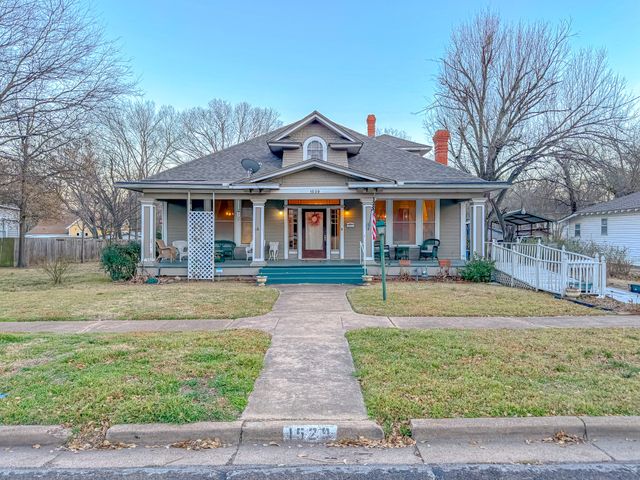1529 W 4th Avenue, Corsicana, TX 75110