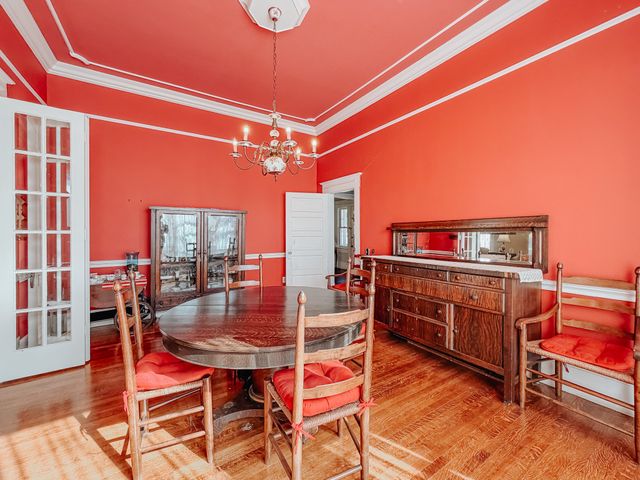 1529 W 4th Avenue, Corsicana, TX 75110