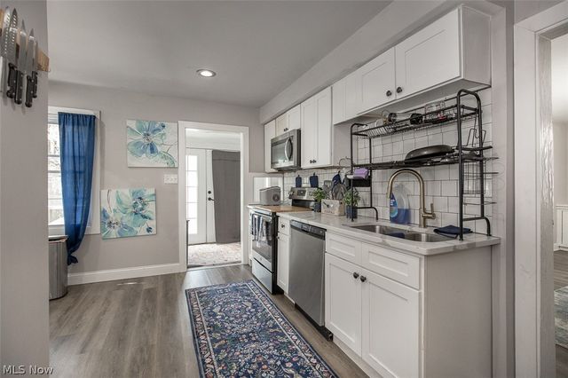 982 Roanoke Road, Cleveland Heights, OH 44121