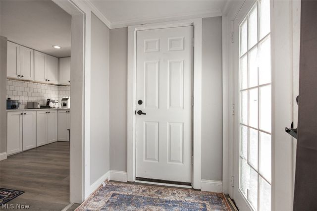 982 Roanoke Road, Cleveland Heights, OH 44121