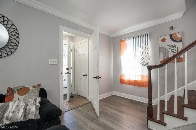 982 Roanoke Road, Cleveland Heights, OH 44121