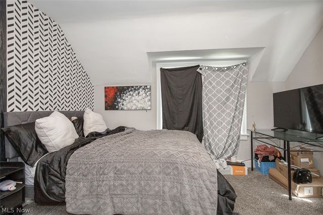 982 Roanoke Road, Cleveland Heights, OH 44121