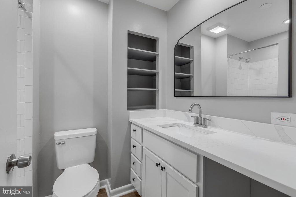 Image 12 of property listing at 1324 DENBRIGHT RD, Catonsville, MD 21228