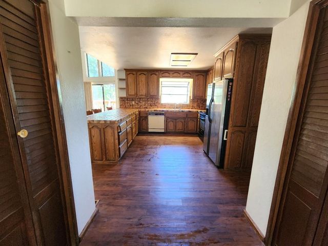 1925 Skull Flat Rd, West Point, CA 95255