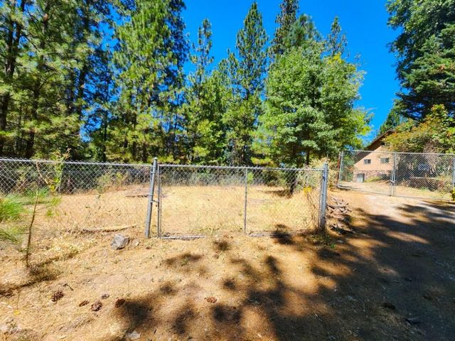 1925 Skull Flat Rd, West Point, CA 95255