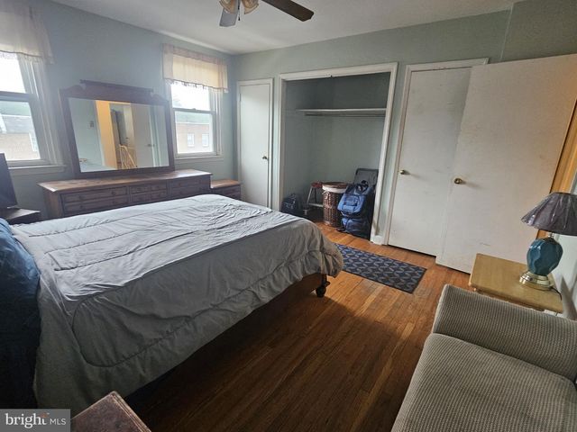 6136 N WARNOCK ST, Philadelphia, PA 19141