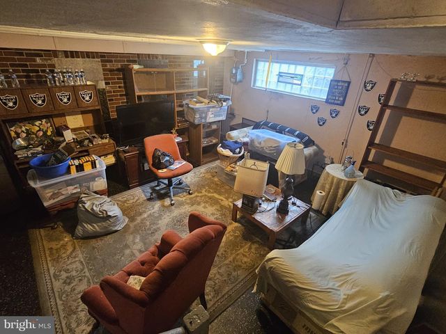 6136 N WARNOCK ST, Philadelphia, PA 19141