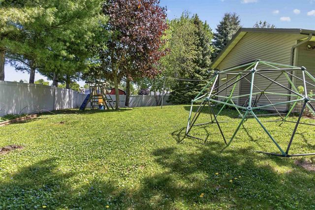 309 Forest Street, Fox Lake, WI 53933