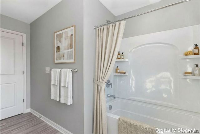 5151 Bridle Path Lane, Lewiston, NY 14092