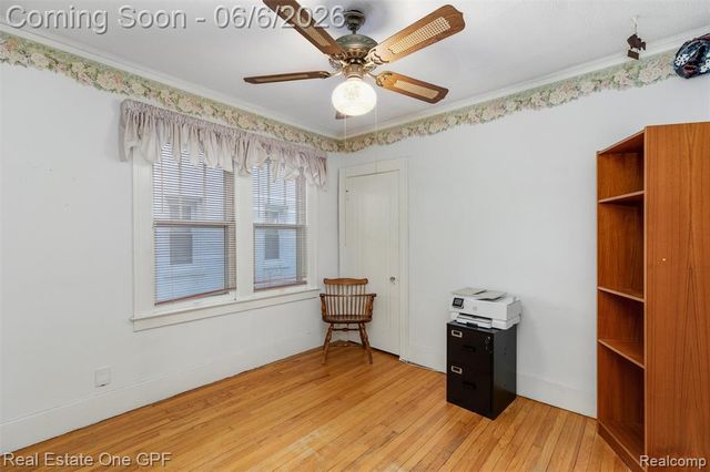 957 Fisher Road, Grosse Pointe, MI 48230