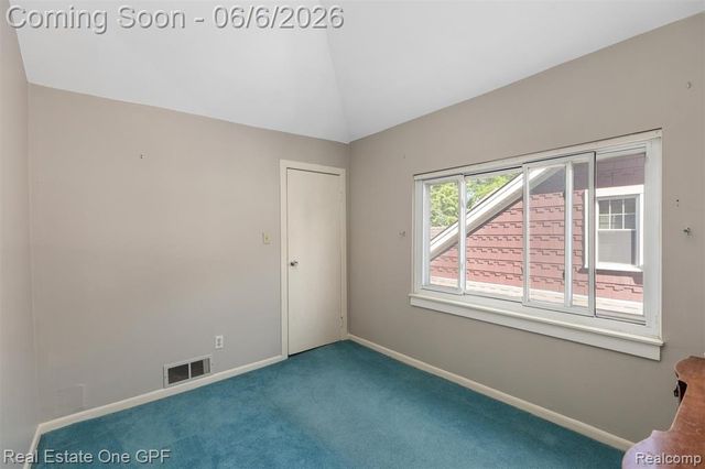 957 Fisher Road, Grosse Pointe, MI 48230