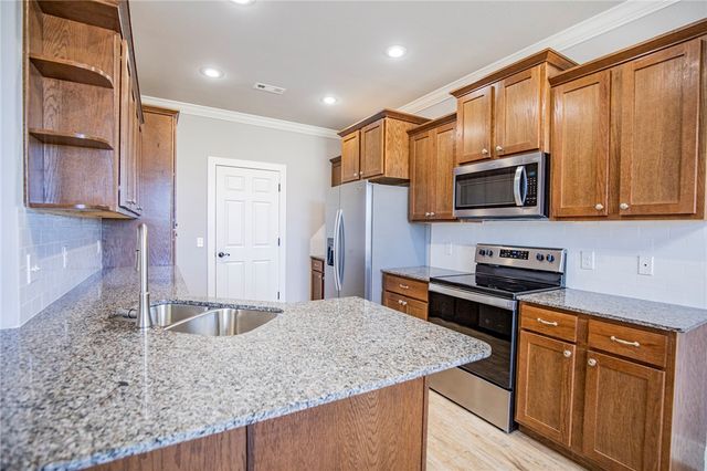 303 Alder Street, Pea Ridge, AR 72751