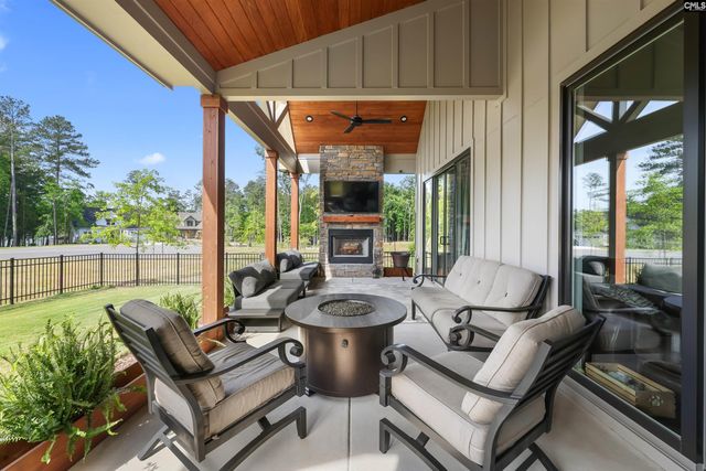 615 Misty Banks Drive, Chapin, SC 29036