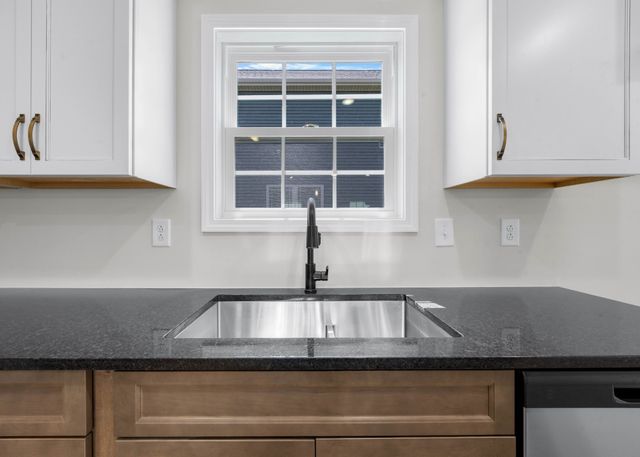 471 Mattingly Dr, Clarksville, TN 37042