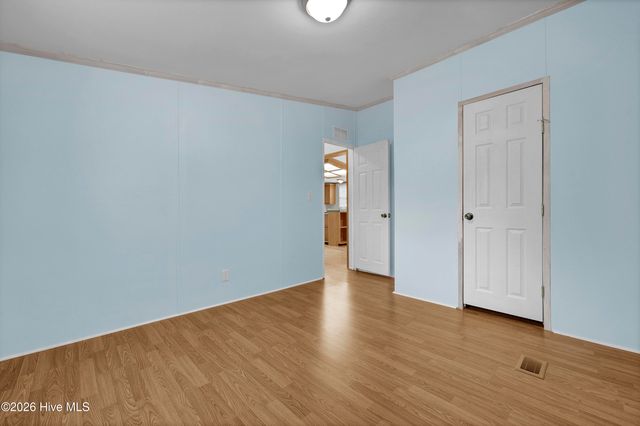 201 Blue Fan Street, Surf City, NC 28445