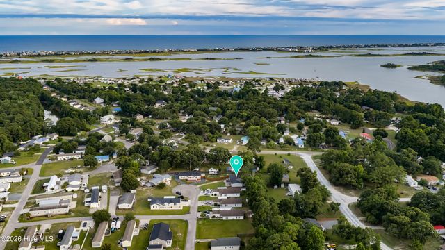 201 Blue Fan Street, Surf City, NC 28445