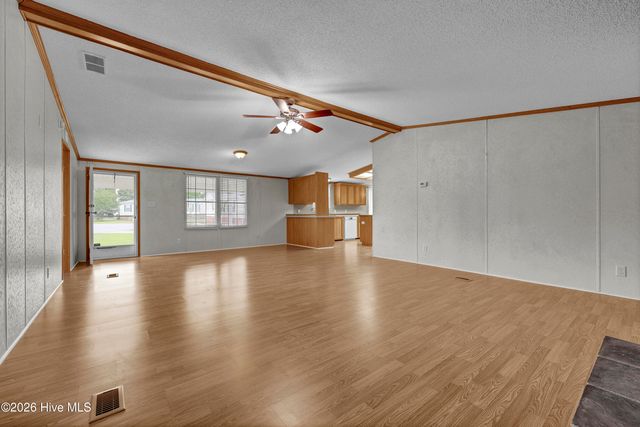 201 Blue Fan Street, Surf City, NC 28445