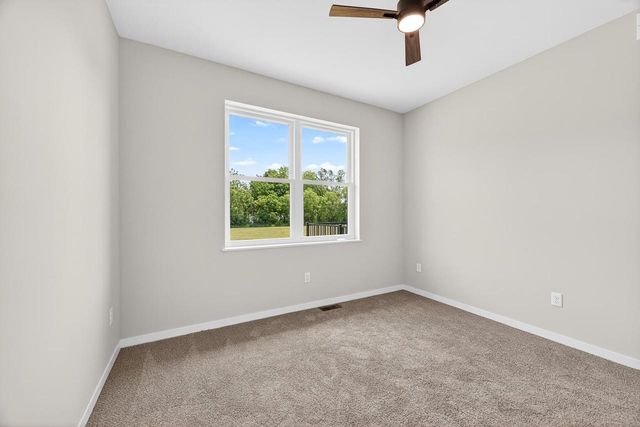 2004 W 4th Avenue, Brodhead, WI 53520