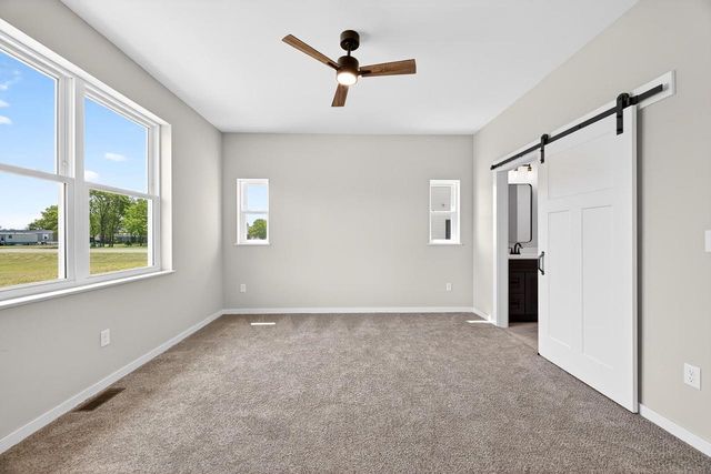 2004 W 4th Avenue, Brodhead, WI 53520
