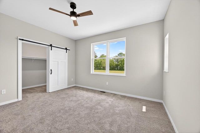 2004 W 4th Avenue, Brodhead, WI 53520