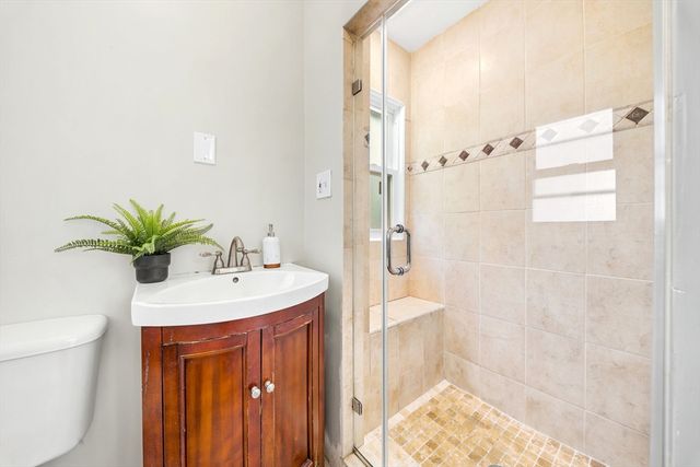42 Roslin St, Boston, MA 02124