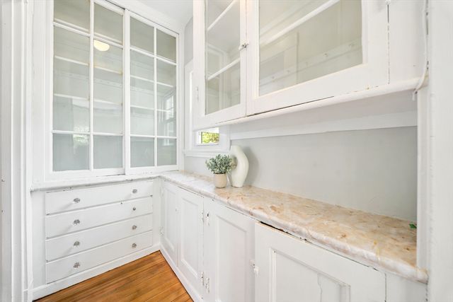 42 Roslin St, Boston, MA 02124