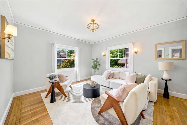 42 Roslin St, Boston, MA 02124