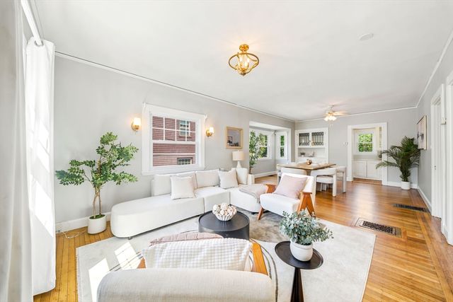 42 Roslin St, Boston, MA 02124