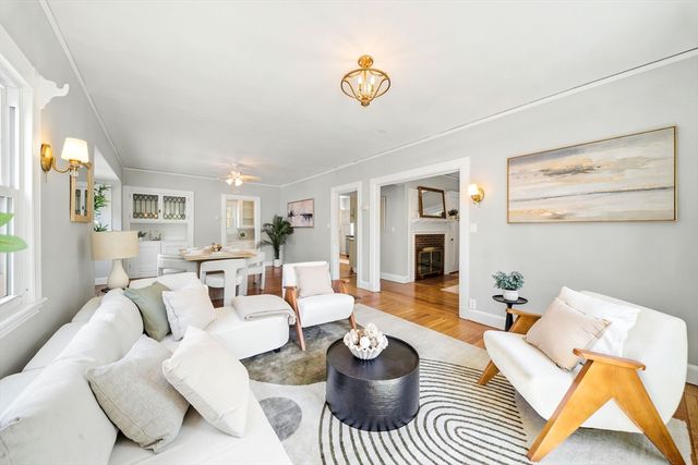 42 Roslin St, Boston, MA 02124
