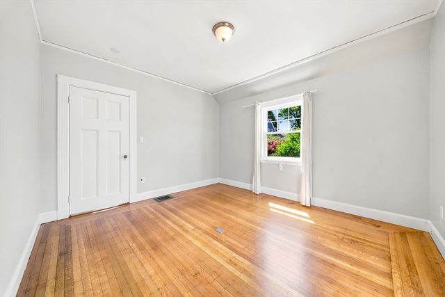 42 Roslin St, Boston, MA 02124