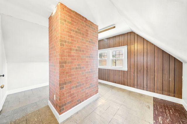 42 Roslin St, Boston, MA 02124
