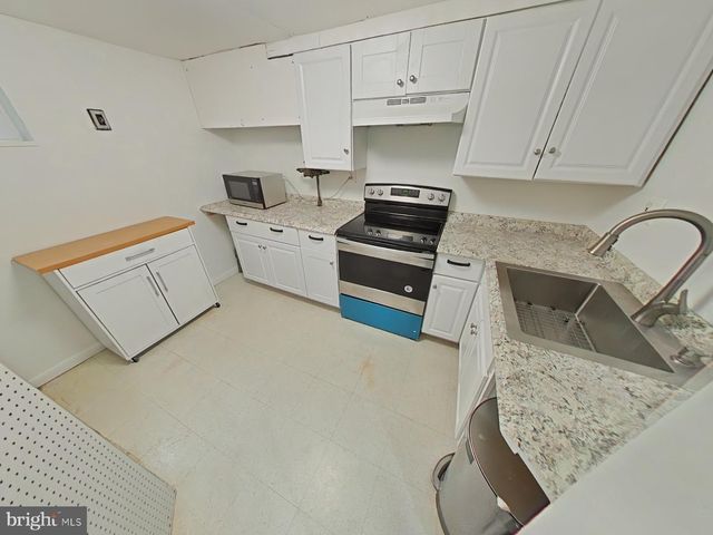 12807 CRISFIELD RD, Silver Spring, MD 20906