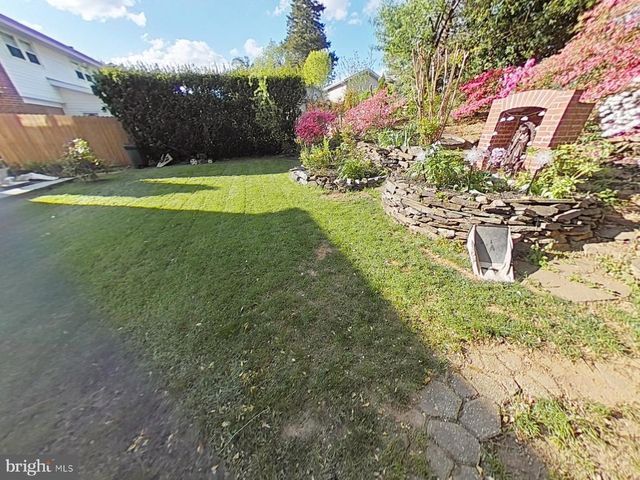 12807 CRISFIELD RD, Silver Spring, MD 20906