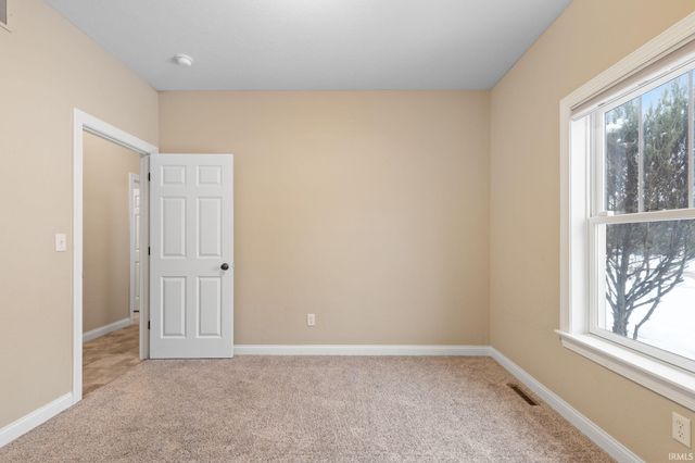 636 Bainbridge Place, Goshen, IN 46526