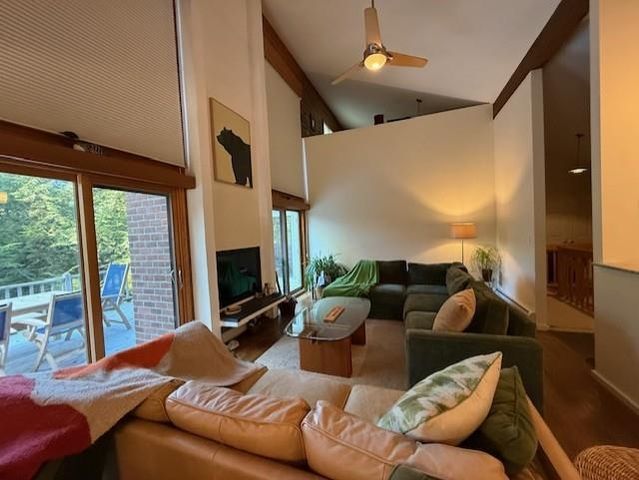 38 Pine Grove Road, Sunapee, NH 03782