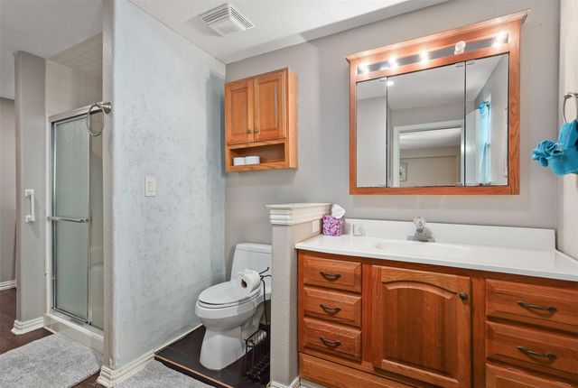 2306 Ave N, Dickinson, TX 77539