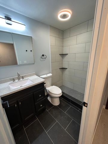 7300 York Avenue S 1083, Edina, MN 55435